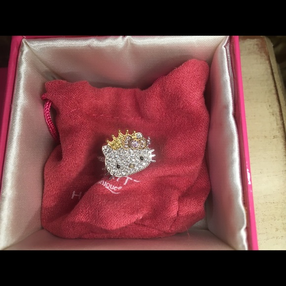 HELLO KITTY Sanrio NWT Diamonique Princess Eternity Ring Size 7 💖 - Picture 2 of 9